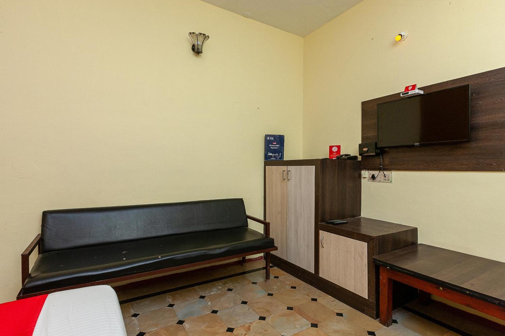 Collection O Ammayi Hotels & Resorts Tiruvannāmalai المظهر الخارجي الصورة