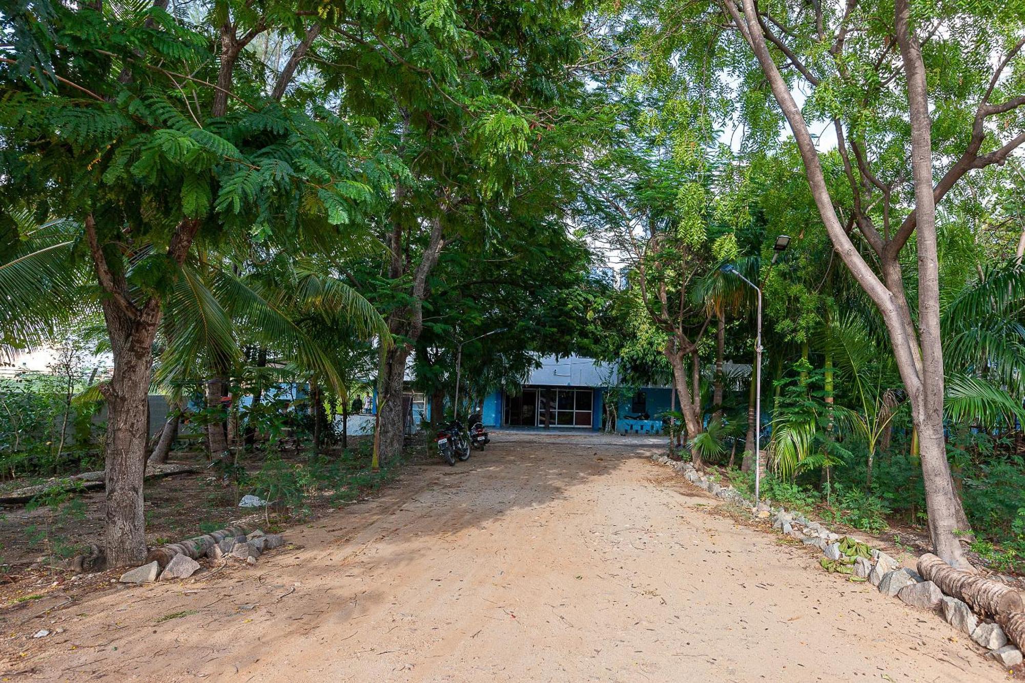 Collection O Ammayi Hotels & Resorts Tiruvannāmalai المظهر الخارجي الصورة