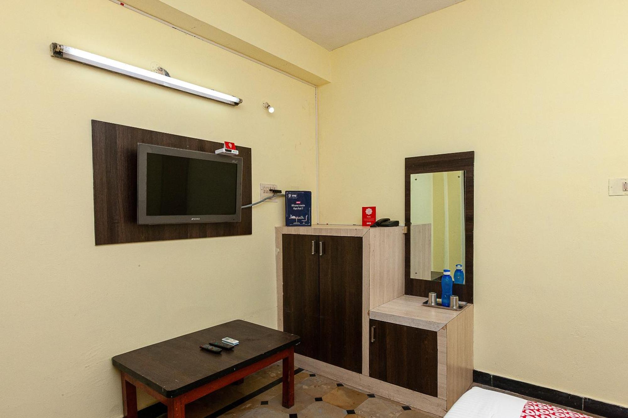 Collection O Ammayi Hotels & Resorts Tiruvannāmalai المظهر الخارجي الصورة