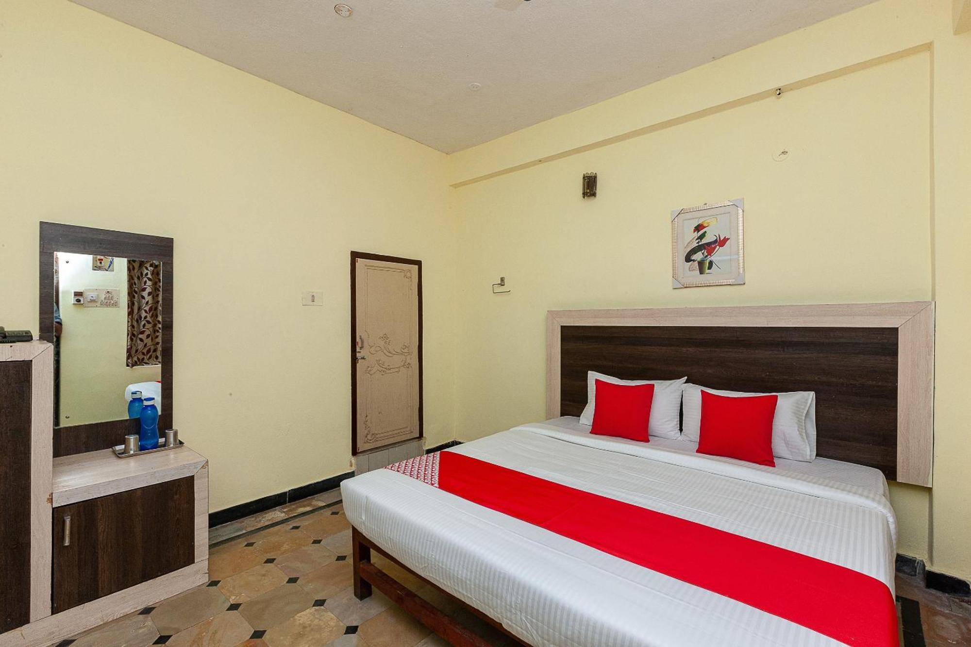 Collection O Ammayi Hotels & Resorts Tiruvannāmalai المظهر الخارجي الصورة